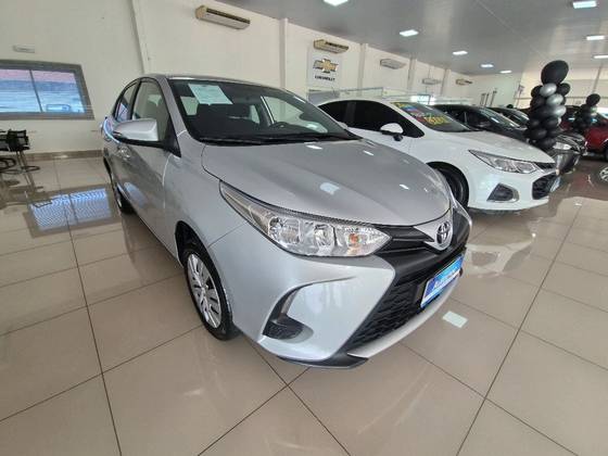 TOYOTA YARIS 1.5 16V FLEX SEDAN XL MULTIDRIVE TOYOTA YARIS 1.5 16V FLEX SEDAN XL MULTIDRIVE